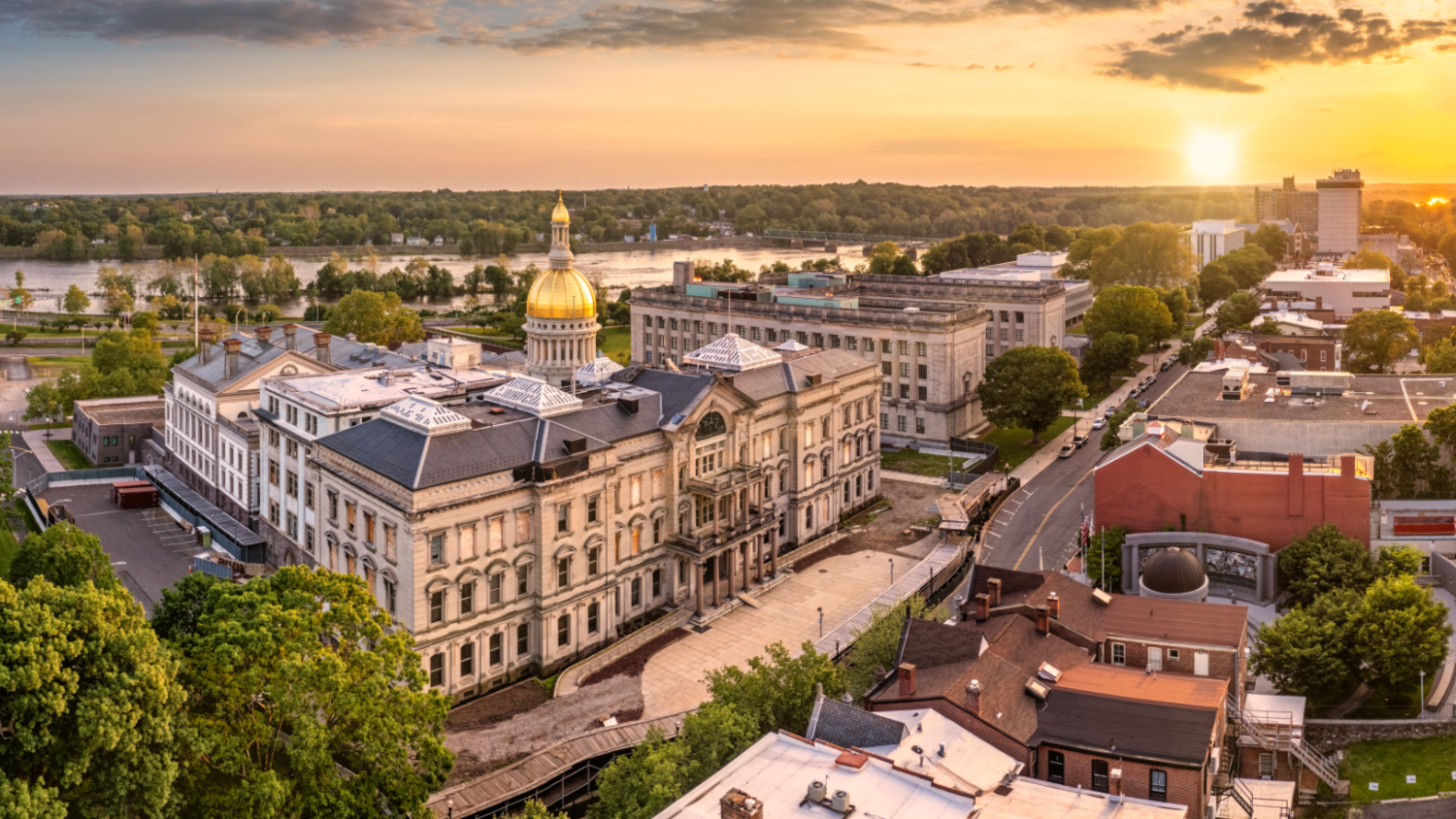 Aerial photo of the New Jersey State Capitol building in Trenton, NJ